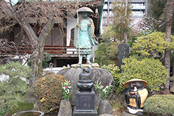 円泉寺　弘法大師像