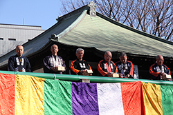 聖徳太子節分会 豆まき